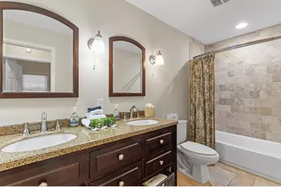 208 E San Antonio St, Fredericksburg, TX 78624 - Photo 66