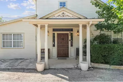 208 E San Antonio St, Fredericksburg, TX 78624 - Photo 12