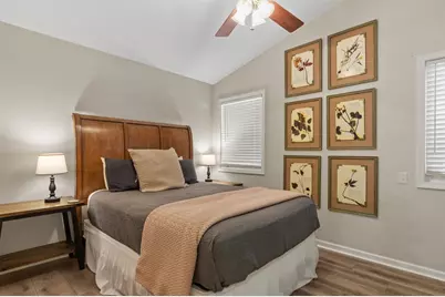 208 E San Antonio St, Fredericksburg, TX 78624 - Photo 64