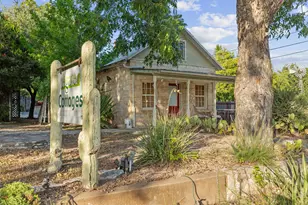 208 E San Antonio St, Fredericksburg, TX 78624 - Photo 84