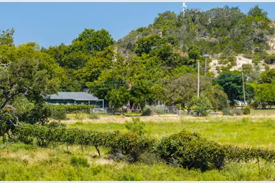 328 Morning Glory Dr, Fredericksburg, TX 78624 - Photo 16