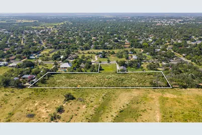 328 Morning Glory Dr, Fredericksburg, TX 78624 - Photo 4