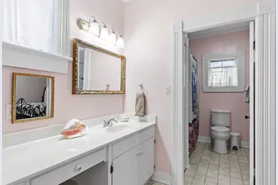 104 N Cherry St, Fredericksburg, TX 78624 - Photo 8
