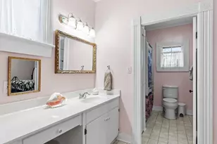 104 N Cherry St, Fredericksburg, TX 78624 - Photo 8