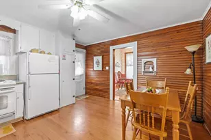 104 N Cherry St, Fredericksburg, TX 78624 - Photo 12