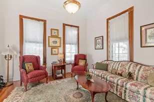 104 N Cherry St, Fredericksburg, TX 78624 - Photo 2