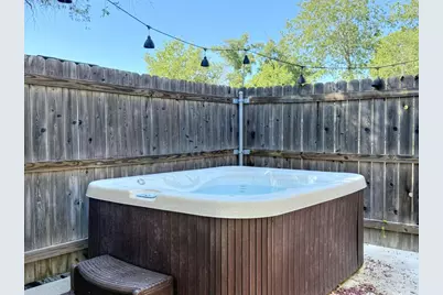 901 N Llano St, Fredericksburg, TX 78624 - Photo 34