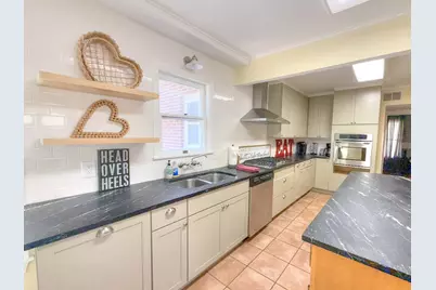 901 N Llano St, Fredericksburg, TX 78624 - Photo 6
