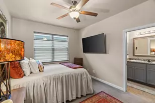 510 S Mueller St, Fredericksburg, TX 78624 - Photo 12