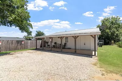 703 E Highway St, Fredericksburg, TX 78624 - Photo 30