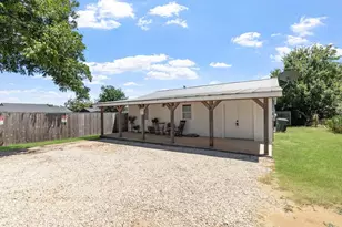703 E Hwy St, Fredericksburg, TX 78624 - Photo 30