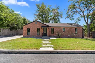 109 S Bowie, Fredericksburg, TX 78624 - Photo 1