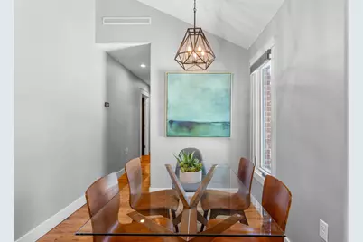 109 S Bowie, Fredericksburg, TX 78624 - Photo 12