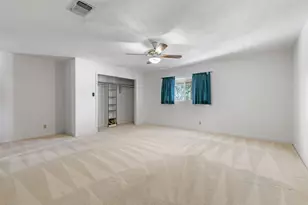 105 Hale St, Fredericksburg, TX 78624 - Photo 12