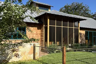 601 Whitney, Fredericksburg, TX 78624 - Photo 4