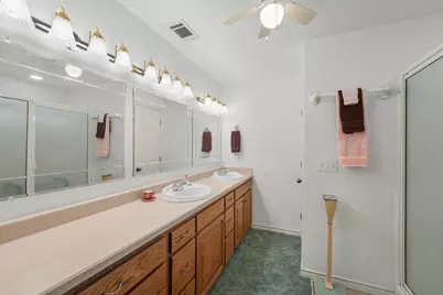 141 Drew Lane, Kerrville, TX 78028 - Photo 14