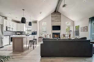 807 E Hwy St, Fredericksburg, TX 78624 - Photo 8