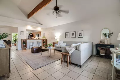207 Green Oaks Loop, Fredericksburg, TX 78624 - Photo 8