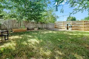 207 Green Oaks Loop, Fredericksburg, TX 78624 - Photo 24