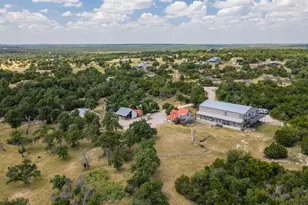140 Oak Crest Drive, Fredericksburg, TX 78624 - Photo 2