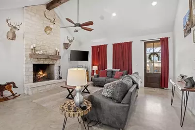 1410 Grapetown Rd, Fredericksburg, TX 78624 - Photo 32