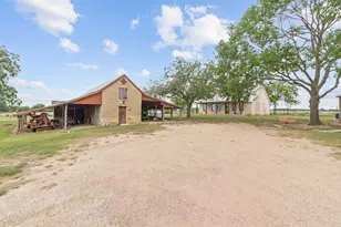 1410 Grapetown Rd, Fredericksburg, TX 78624 - Photo 44