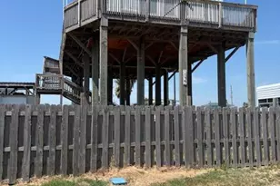 1067 Seagull St, Gilchrist, TX 77617 - Photo 1