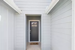 171 Teal St, Fredericksburg, TX 78624 - Photo 2