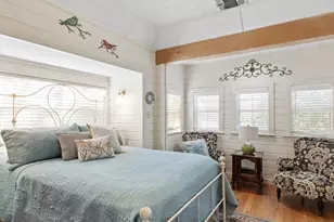 305 S Orange St, Fredericksburg, TX 78624 - Photo 44