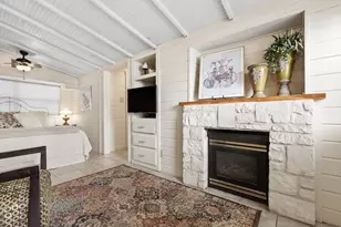 305 S Orange St, Fredericksburg, TX 78624 - Photo 26