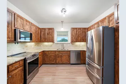 805 Scarlet Oak Court, Fredericksburg, TX 78624 - Photo 4