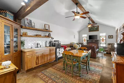 307 S Creek St, Fredericksburg, TX 78624 - Photo 28