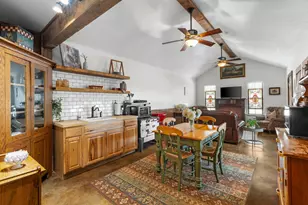307 S Creek St, Fredericksburg, TX 78624 - Photo 28