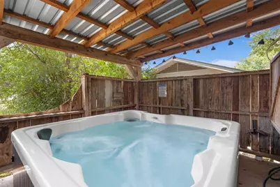 307 S Creek St, Fredericksburg, TX 78624 - Photo 38