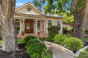 408 W Creek St, Fredericksburg, TX 78624 - Photo 1