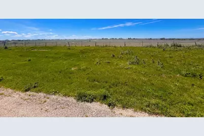 364 Cut Off Rd, Fredericksburg, TX 78624 - Photo 6