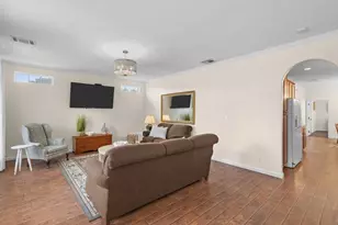 514 Bluebonnet, Fredericksburg, TX 78624 - Photo 8