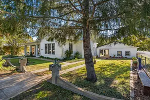 615 W Creek St, Fredericksburg, TX 78624 - Photo 48