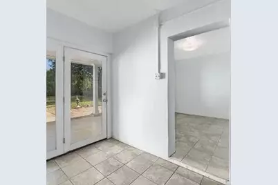 615 W Creek St, Fredericksburg, TX 78624 - Photo 42