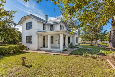 615 W Creek St, Fredericksburg, TX 78624 - Photo 46