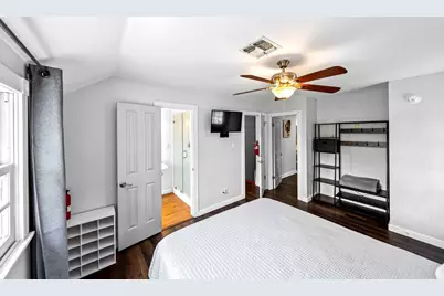 204 N Acorn St, Fredericksburg, TX 78624 - Photo 26