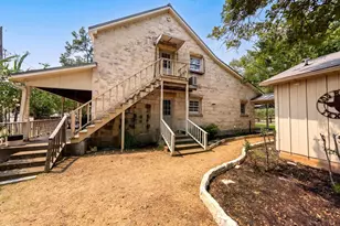 204 N Acorn St, Fredericksburg, TX 78624 - Photo 58