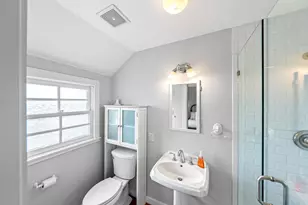 204 N Acorn St, Fredericksburg, TX 78624 - Photo 30