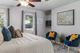 904 N Orange St, Fredericksburg, TX 78624 - Photo 16