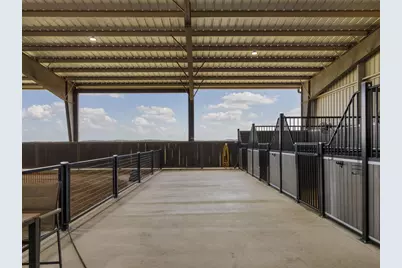 4900 E Goehmann Lane, Fredericksburg, TX 78624 - Photo 4