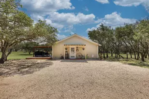 222 Spanish Oak Trail, Harper, TX 78631 - Photo 4