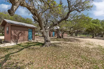 222 Spanish Oak Trail, Harper, TX 78631 - Photo 32
