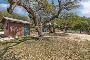 222 Spanish Oak Trail, Harper, TX 78631 - Photo 32