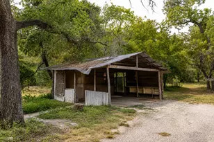 190 Enchanted Valley Dr, Kerrville, TX 78028 - Photo 16