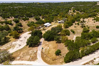 190 Enchanted Valley Dr, Kerrville, TX 78028 - Photo 1
